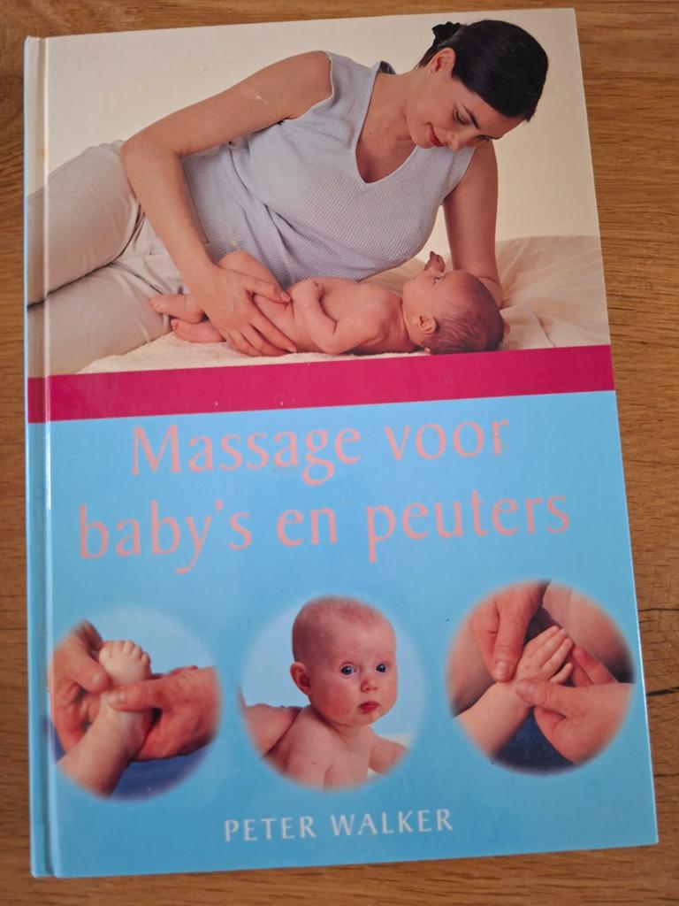 Massage voor baby's en peuters - Peter Walker, Ophalen of Verzenden, Gelezen, Opvoeding tot 6 jaar