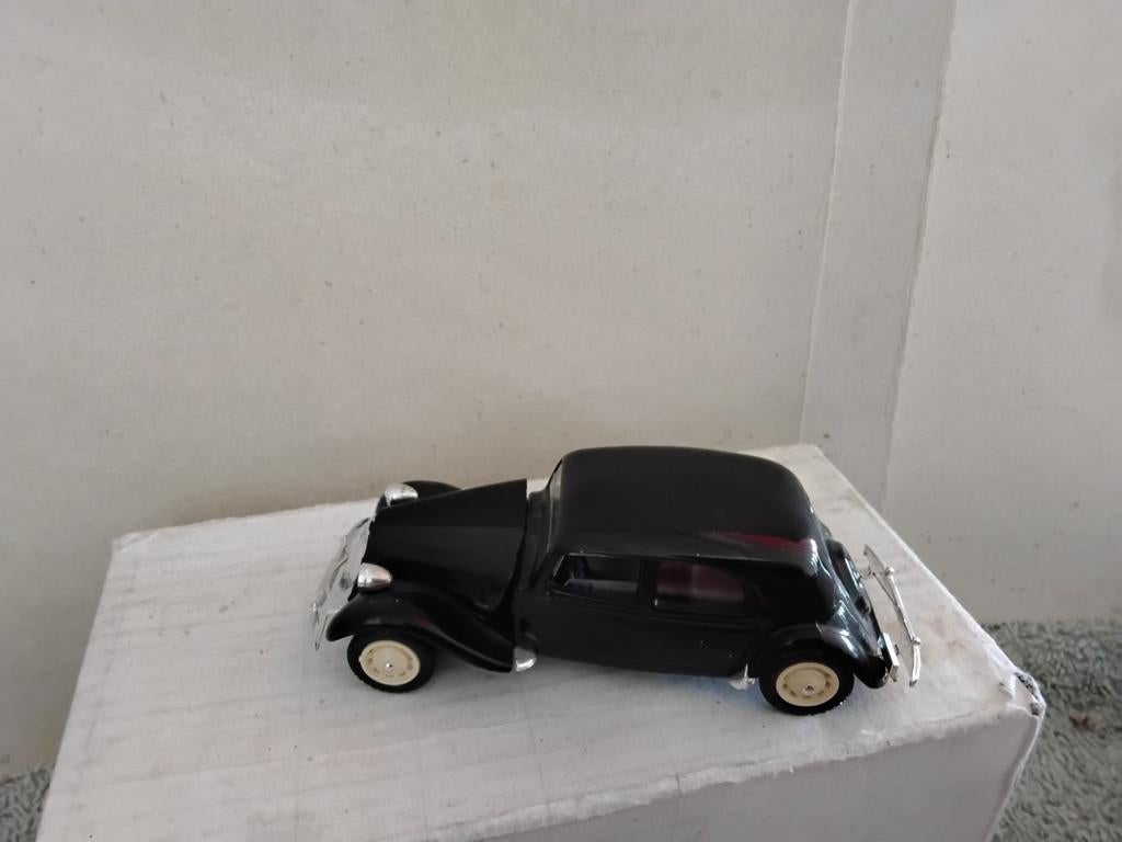 SOLIDO    CITROEN  15 SIX, Ophalen of Verzenden, Auto, Solido
