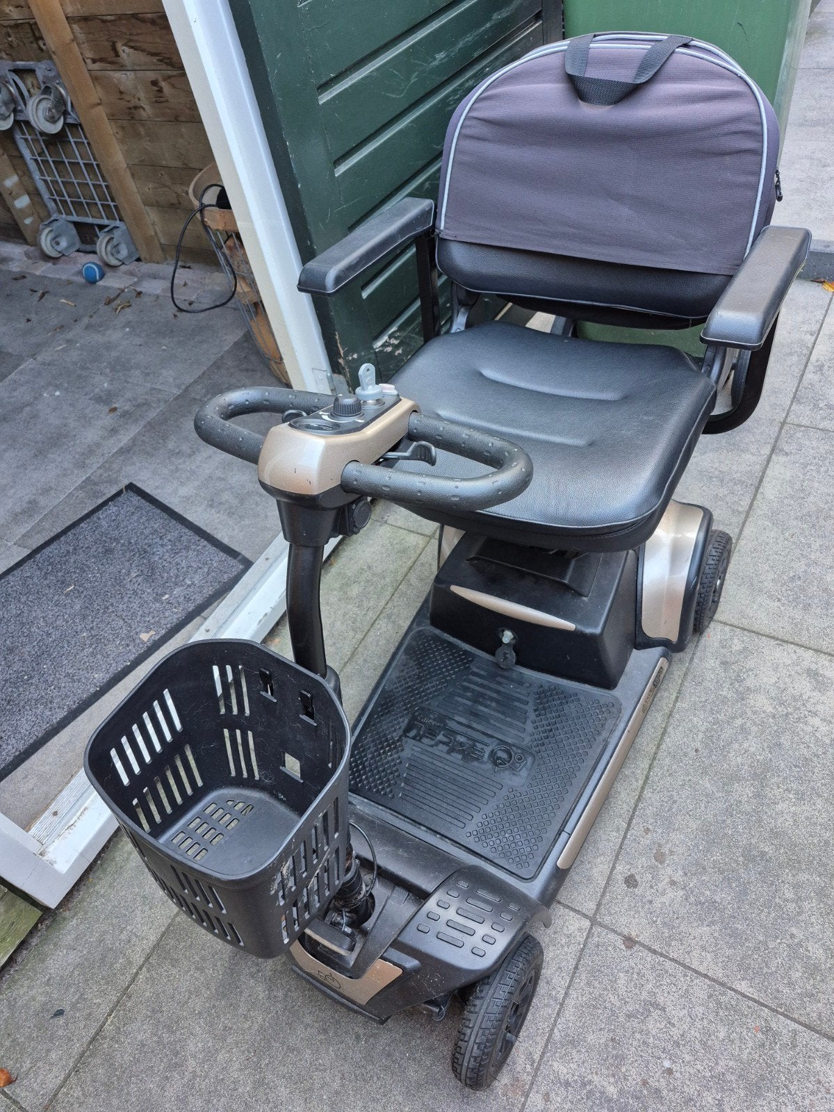 Scootmobiel, Ophalen, Zo goed als nieuw