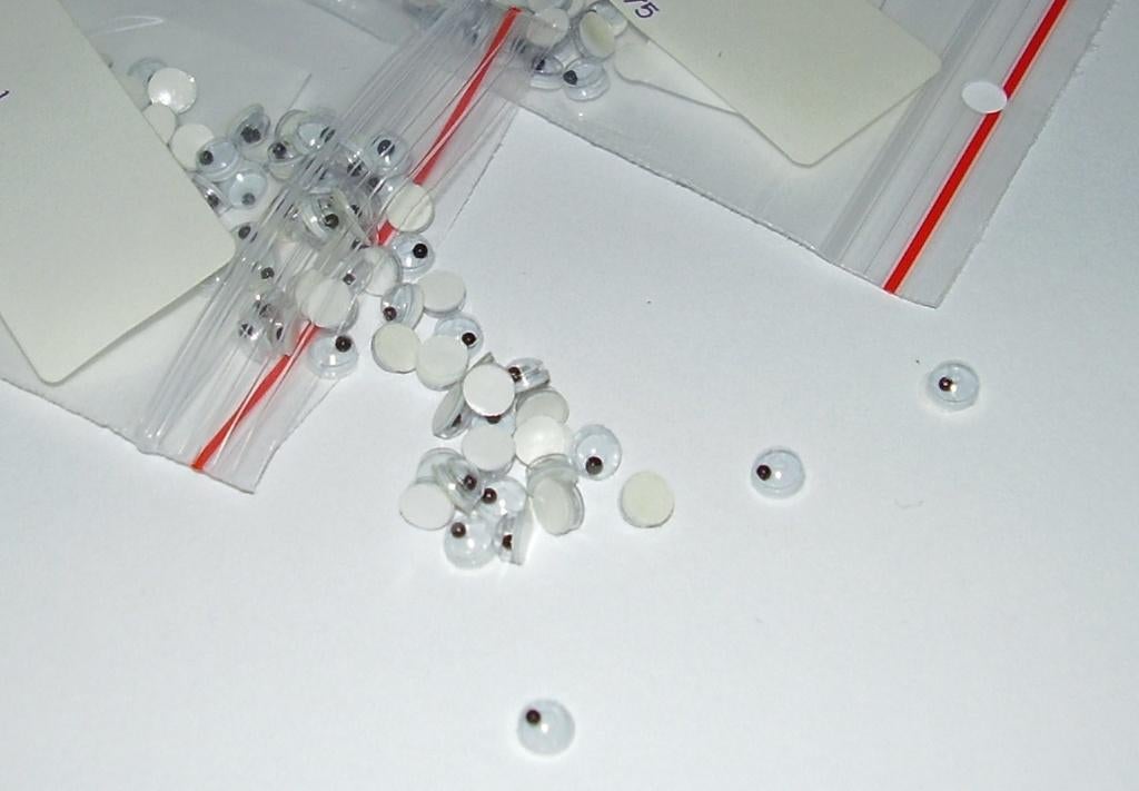 Zelfklevende wiebeloogjes 5 mm en andere maten, Nieuw, Ophalen of Verzenden, Knutselmateriaal, Linschoten