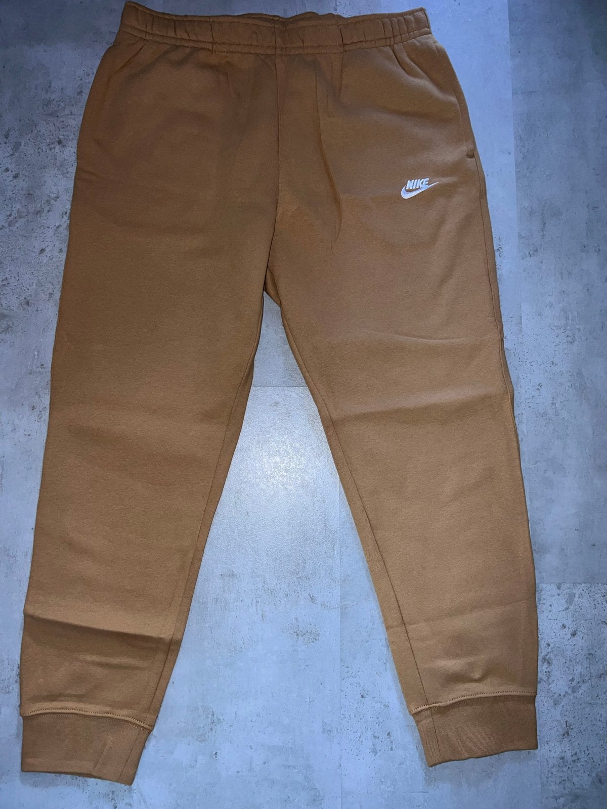 NIEUW Nike Joggingsbroek Heren Mooie Jogging Maat XL, Ophalen of Verzenden, Nieuw, Maat 56/58 (XL), Bruin