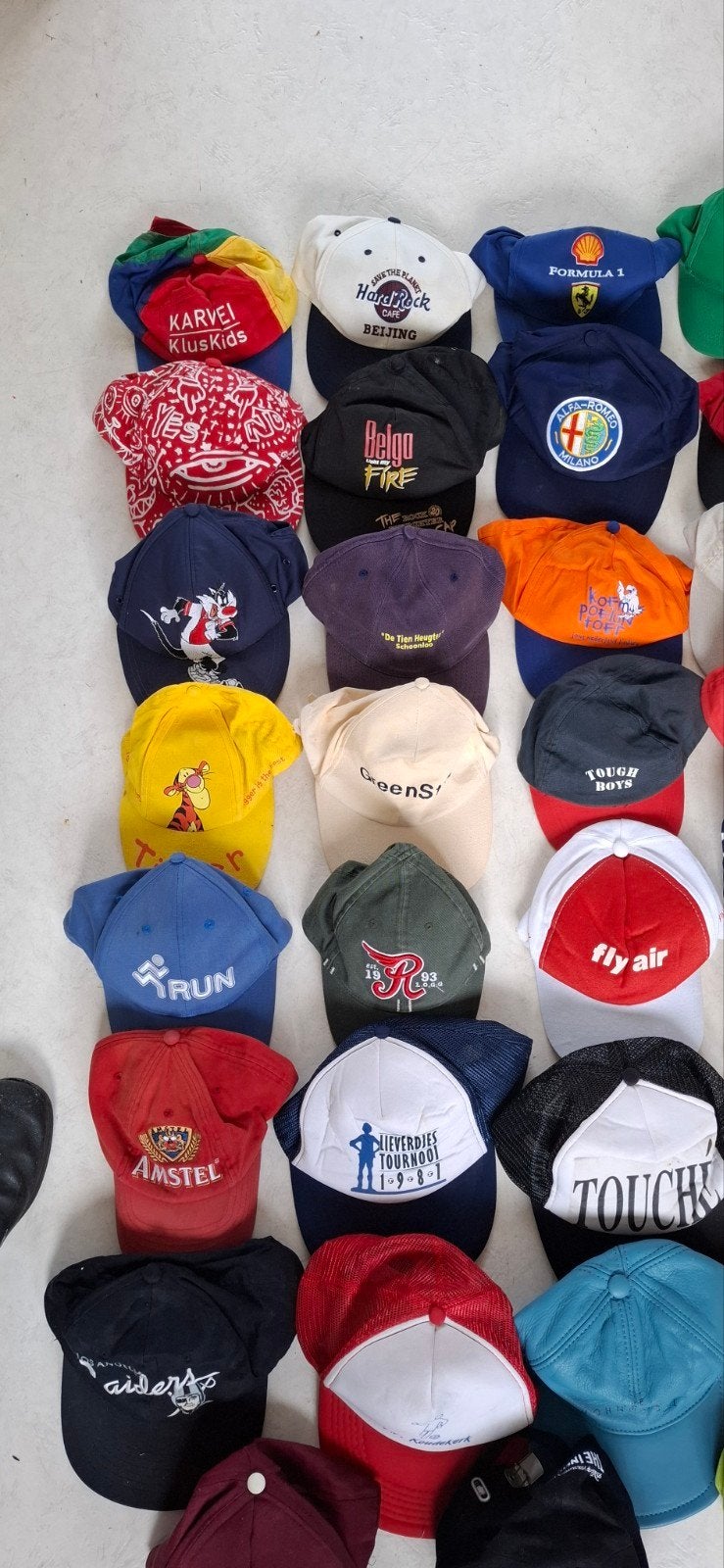 38 petten van alles wat in goede staat, Ophalen of Verzenden, Gedragen, One size fits all, Pet