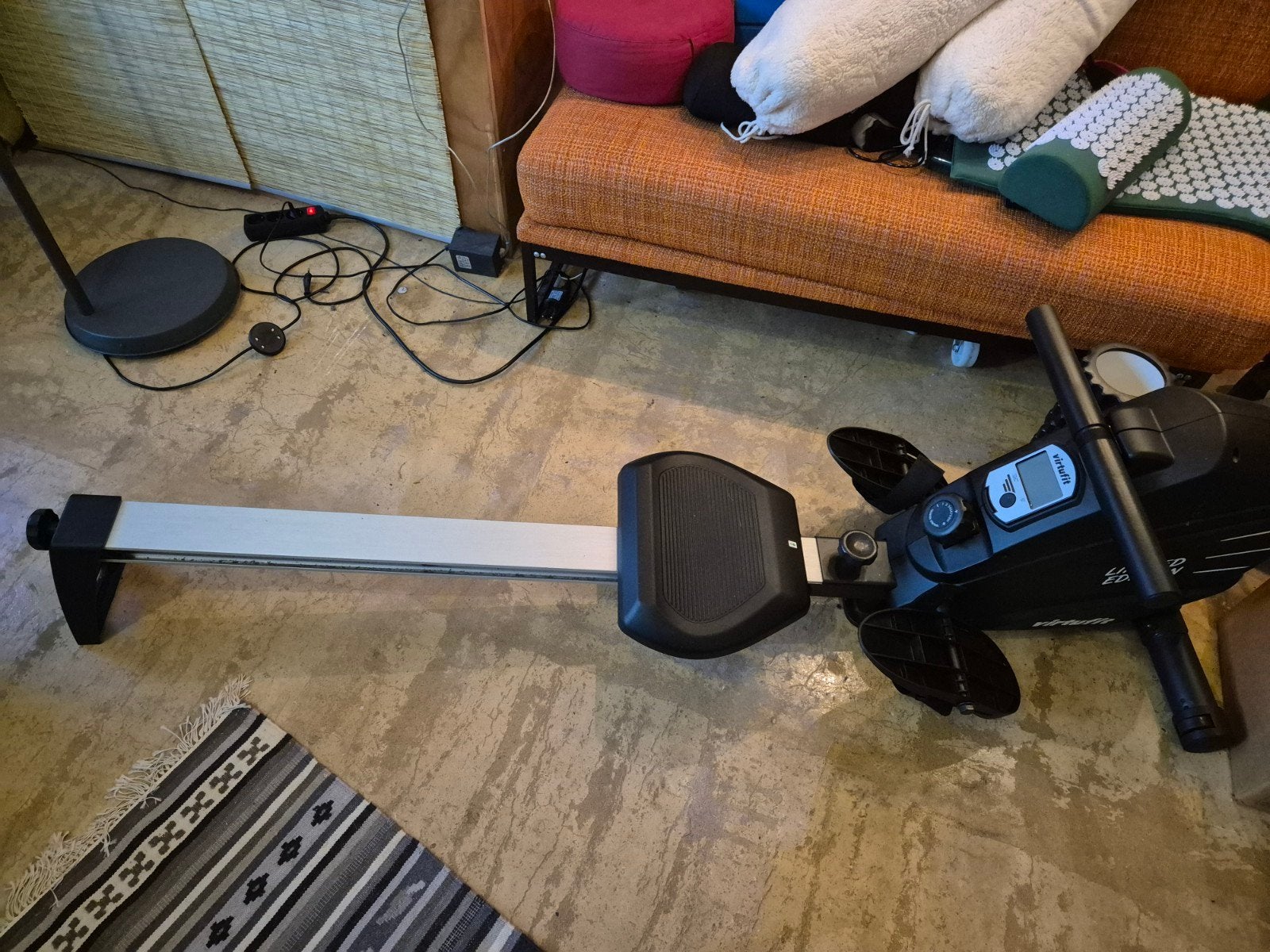 VirtuFit Roeitrainer - Goede staat, weinig gebruikt, Sport en Fitness, Ophalen, Zo goed als nieuw