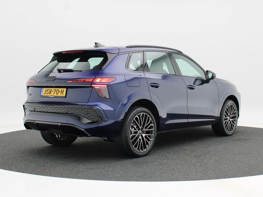 Audi Q3 1.5 200kW e-hybrid S edition | 20 inch velgen | Zwar, Auto's, Audi, 1800 kg, Euro 6, Alcantara, 26 kWh