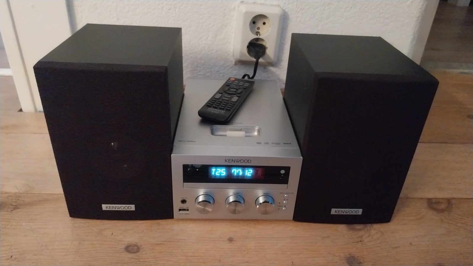 Kenwood RD-M616 stereo set CD/DVD radio en speakers, Ophalen of Verzenden, Gebruikt, Dvd-speler, Microset