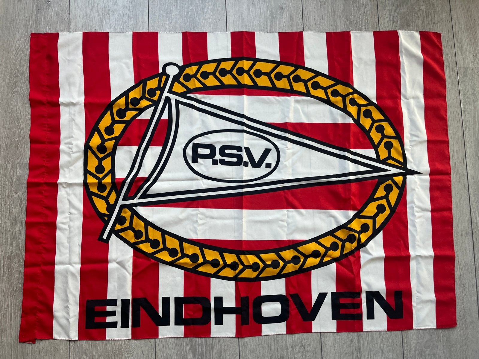 Te koop: PSV  Eindhoven vlag, Ophalen of Verzenden, Zo goed als nieuw