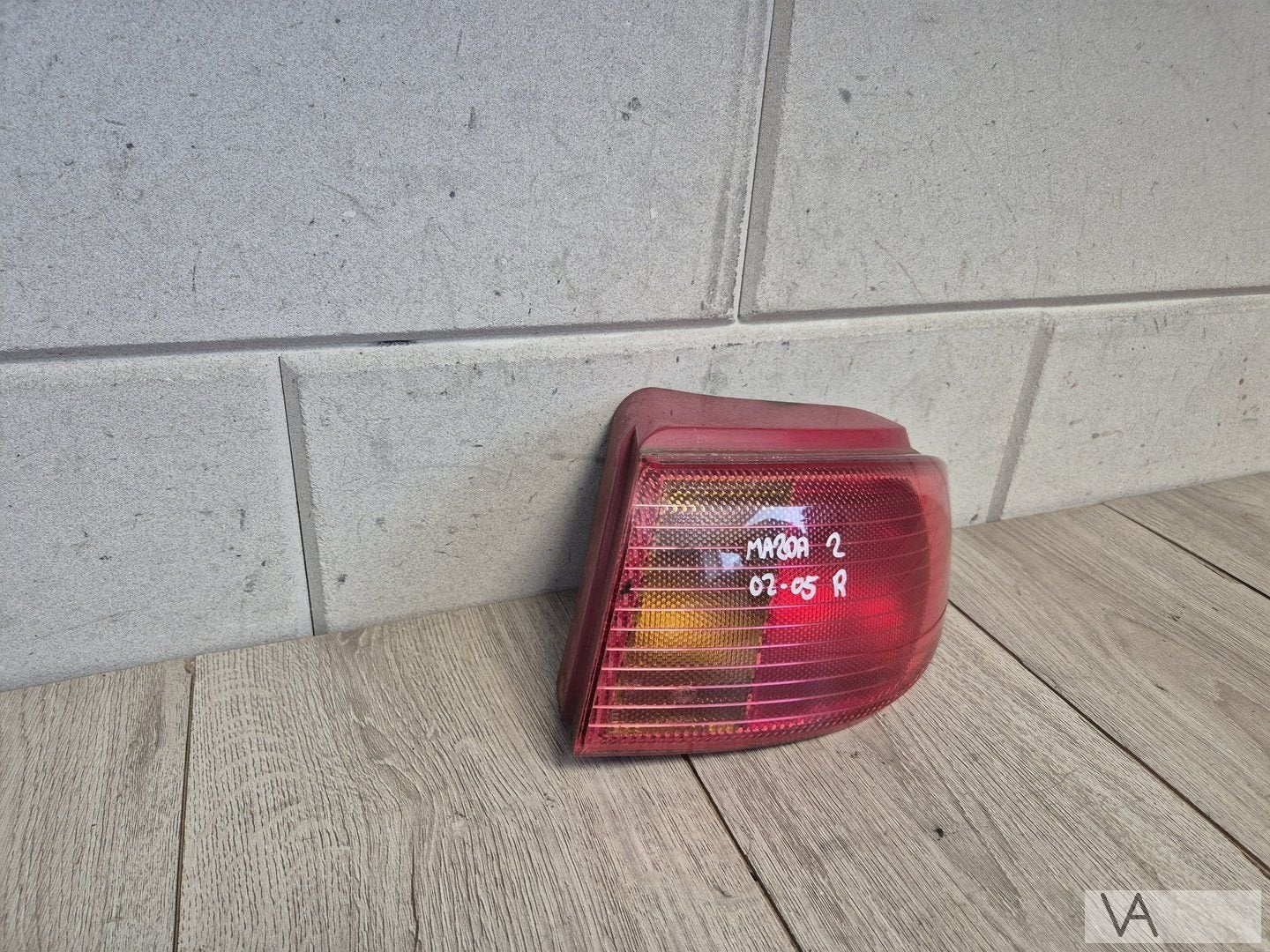 Achterlicht rechts voor Mazda 2 2003 - 2006 rood nette staat, Gebruikt, -, -, Ophalen of Verzenden