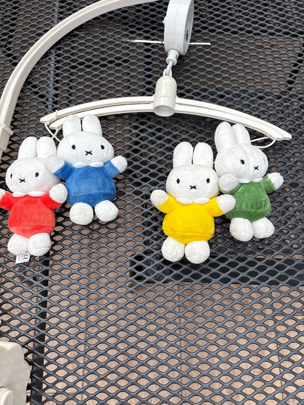 Muziekmobiel Nijntje met 4 knuffels, Ophalen of Verzenden, Zo goed als nieuw, Mobiel, Met geluid