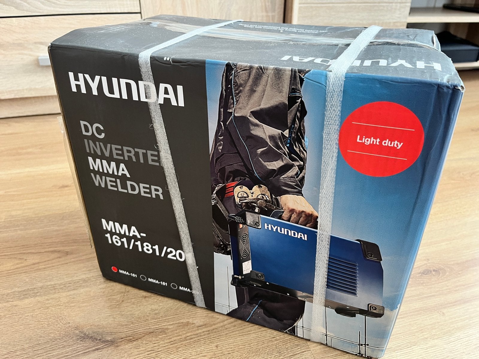 HYUNDAI DC INVERTER MMA-161 - Nieuw, Doe-het-zelf en Verbouw, Ophalen of Verzenden, Nieuw, 150 tot 250 ampère, Inverter