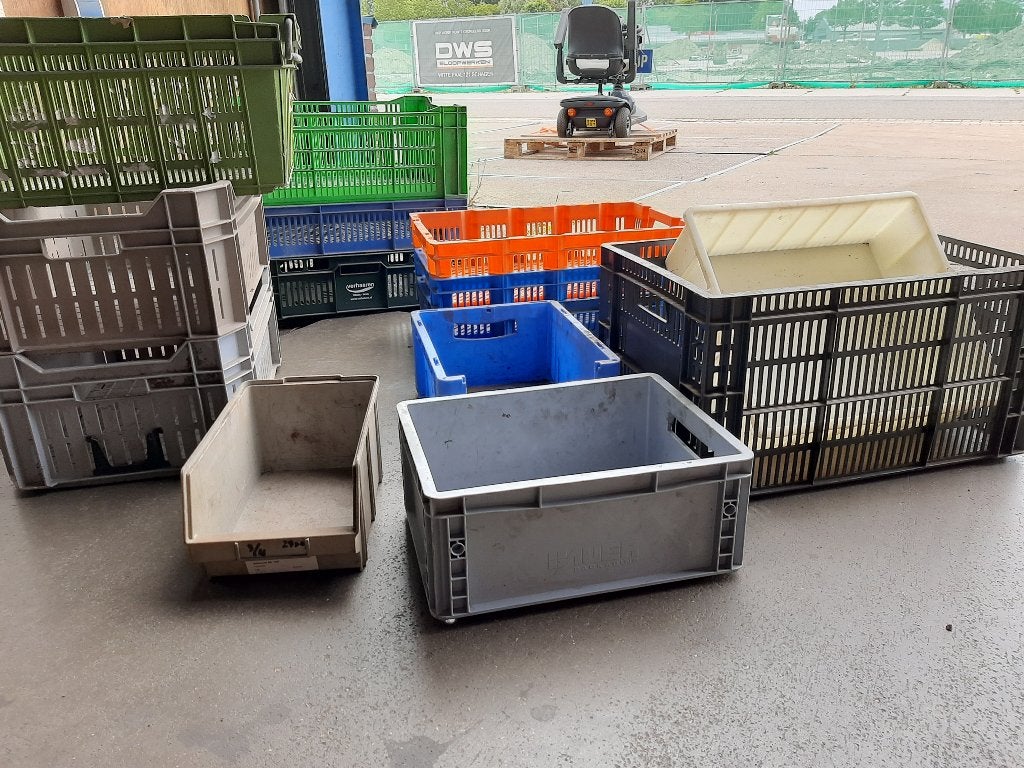 plastic kratten partij 13x, Ophalen, Gebruikt, 40 tot 60 cm, 50 tot 75 cm