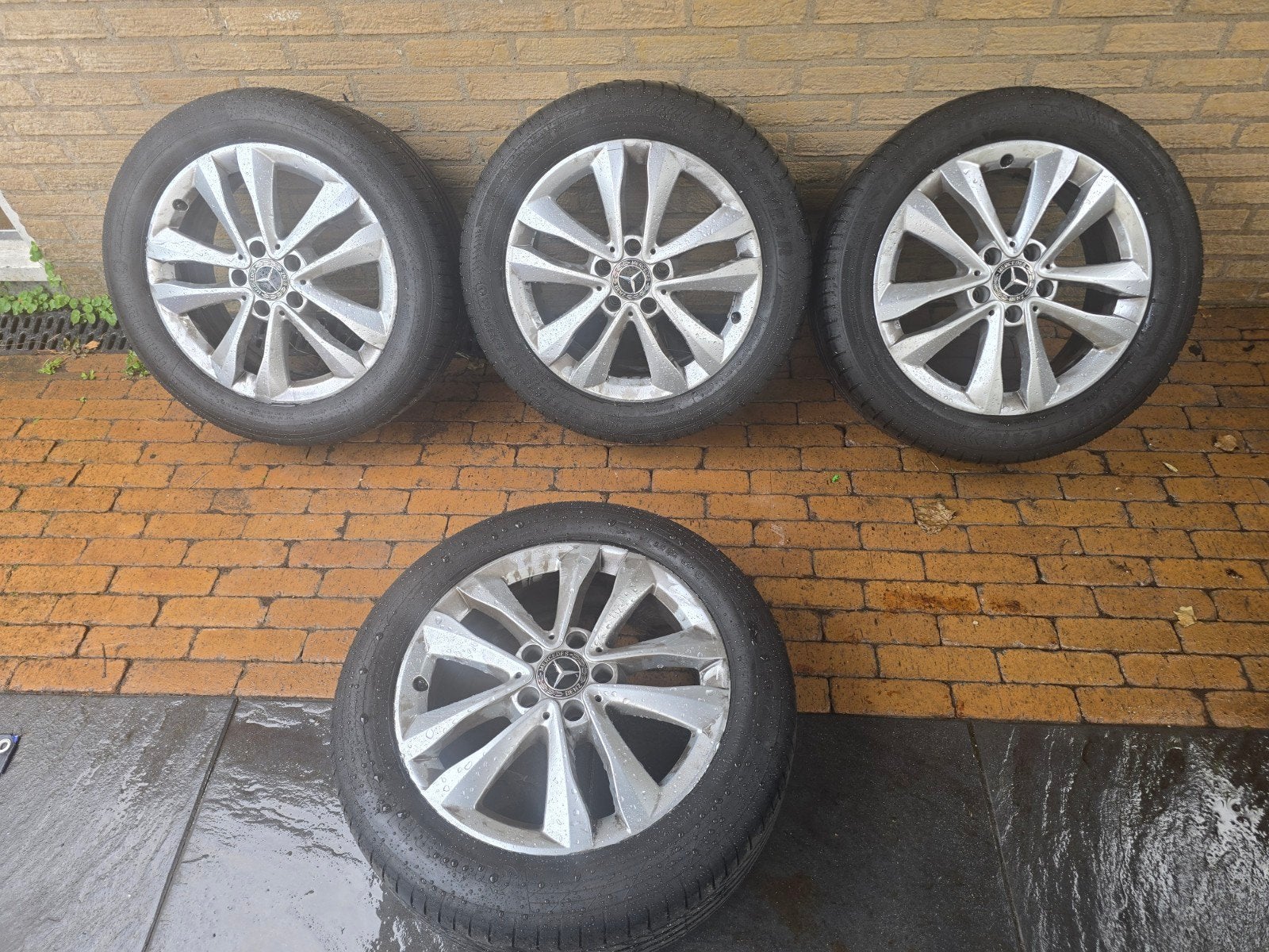 Mercedes Benz Banden met Velgen 17 inch - Goede Staat, Ophalen, Gebruikt, Banden en Velgen, 17 inch