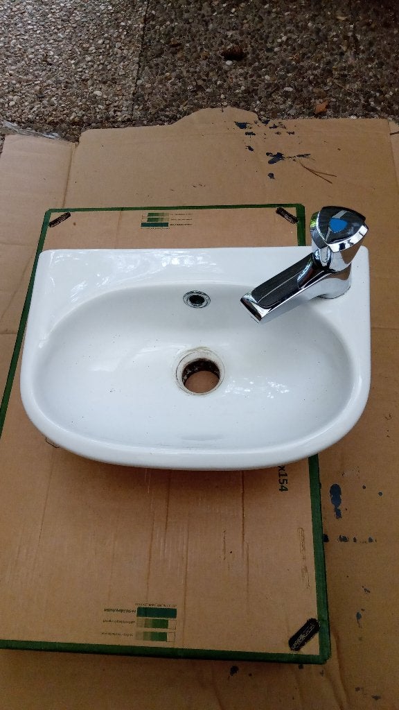 wastafeltje, Ophalen, Gebruikt, Steen, Wastafel