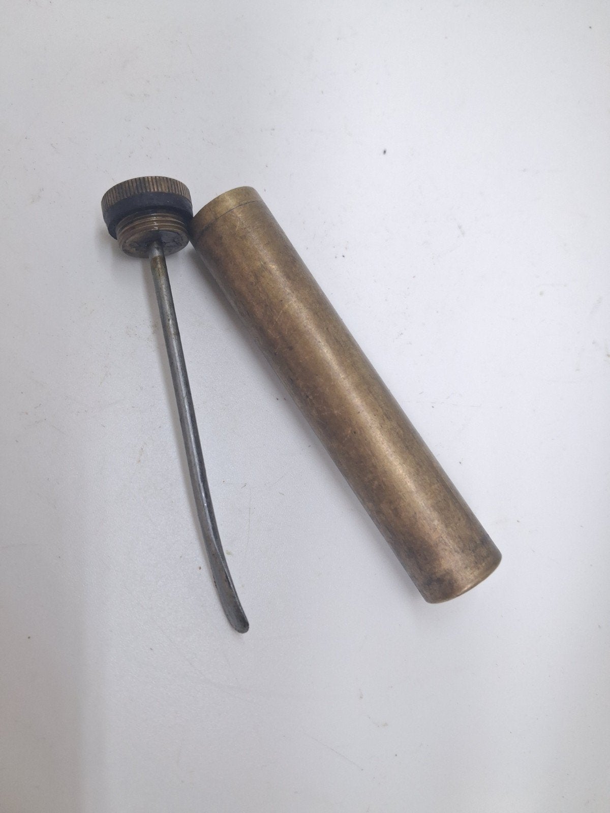 UK WW2 Lee Enfield oiler Brass early model, ., Ophalen of Verzenden, ., Engeland