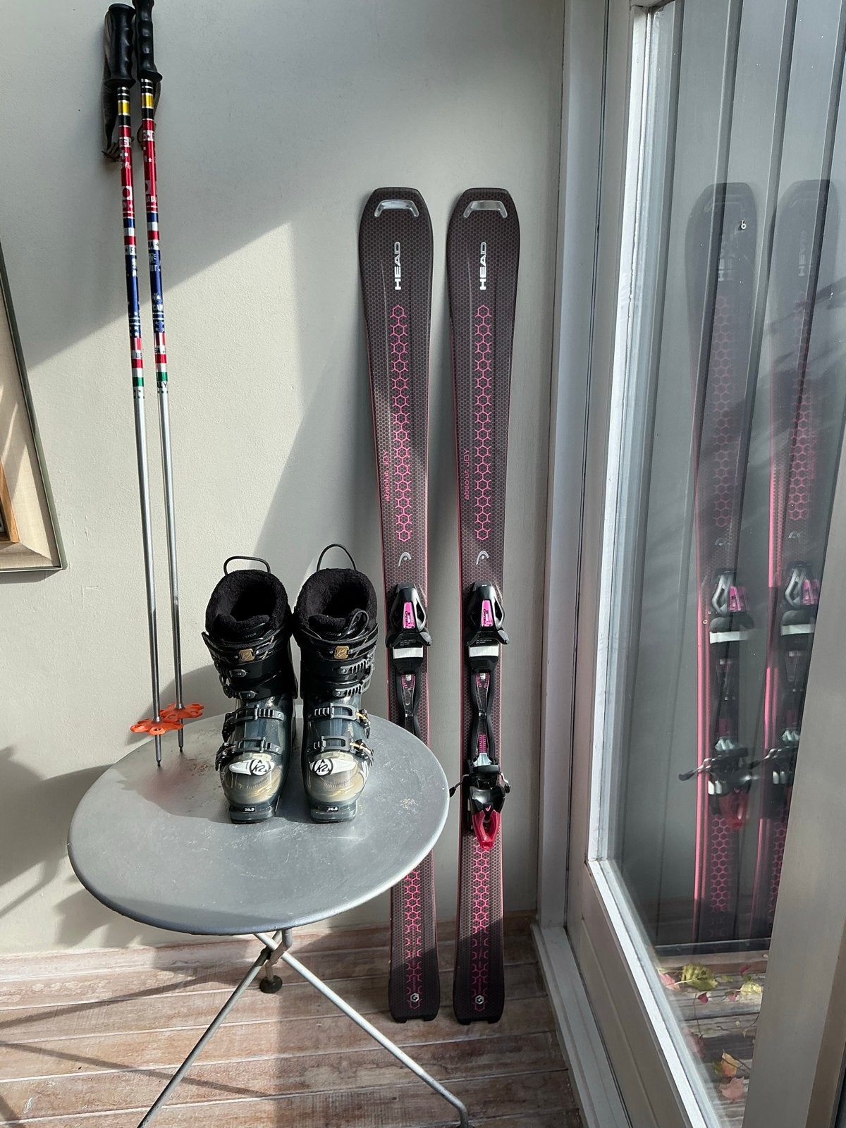 Complete dames skiset: Head ski's, K2 schoenen, stokken, Ophalen, 160 tot 180 cm, Zo goed als nieuw, Carve