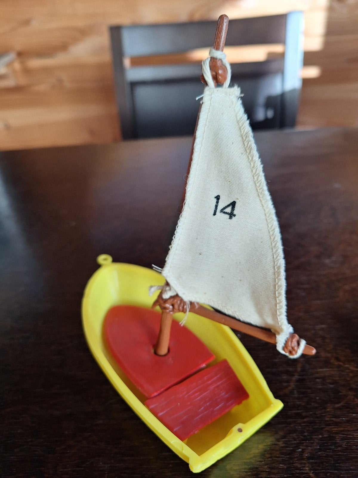 40070: Schleich Smurfen Gele Zeilboot - Zeldzaam, Verzamelen, Ophalen of Verzenden, Zo goed als nieuw, Huisje of Attribuut