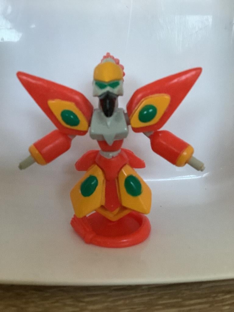 Medabots figuurtje Takara oranje geel 6 cm 10 euro, Ophalen of Verzenden, Zo goed als nieuw