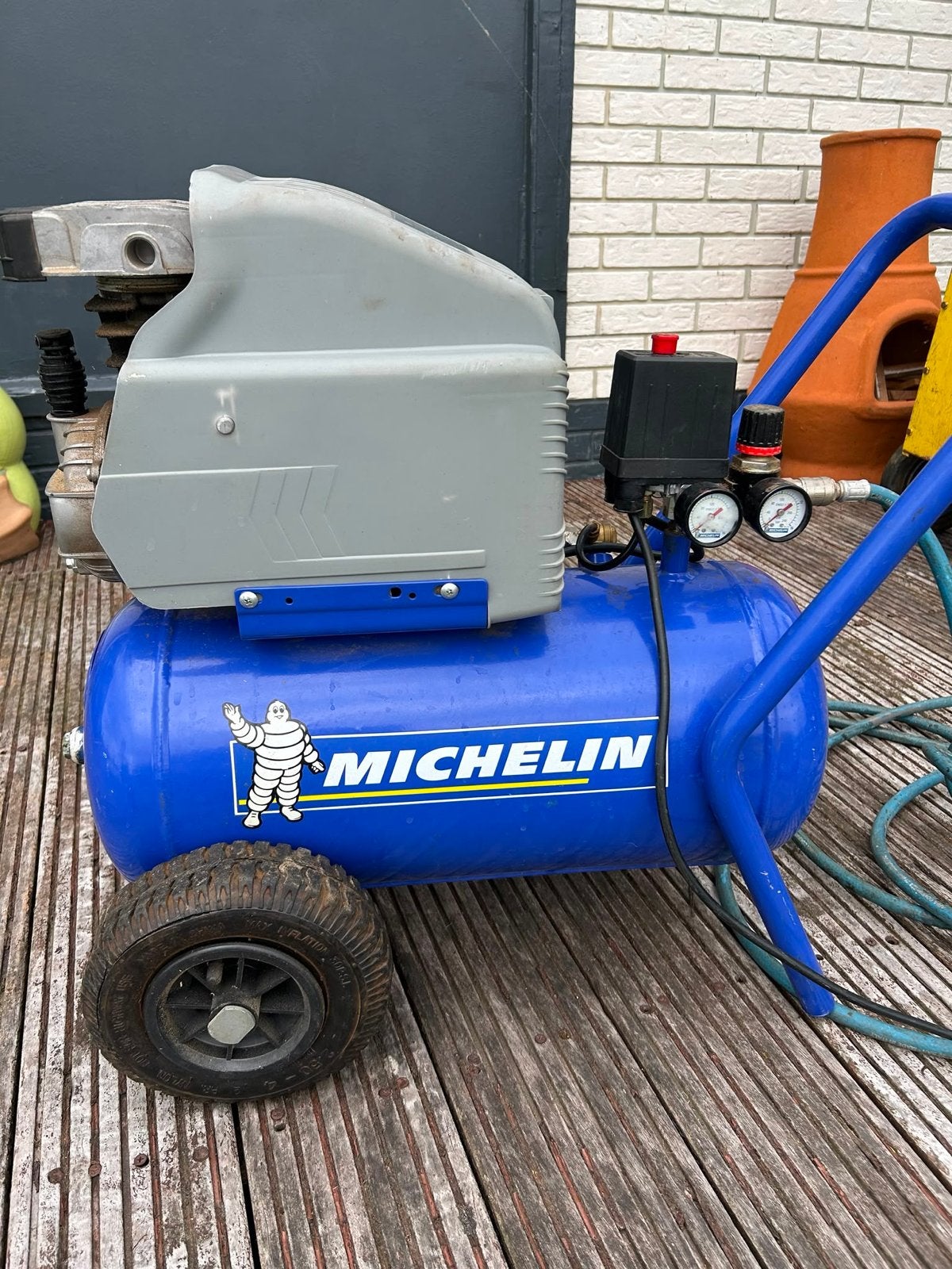 Michelin Compressor - Gebruikt maar in goede staat, Doe-het-zelf en Verbouw, Compressors, Ophalen, Gebruikt, 6 tot 10 bar, 25 tot 100 liter
