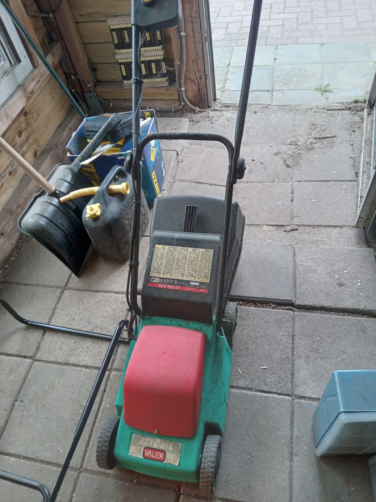 Te koop grasmaaier elektrische, Ophalen, Gebruikt