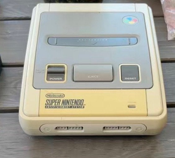Super Nintendo Entertainment System (SNES) met games, Ophalen of Verzenden, Gebruikt, Met 2 controllers, Met games