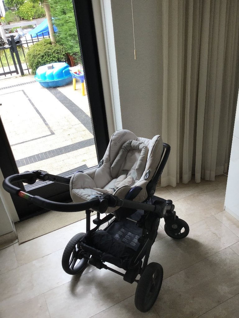 Teutonia Be You kinderwagen met Maxi-Cosi en accessoires, Zo goed als nieuw, Met autostoeltje, Ophalen, Kinderwagen