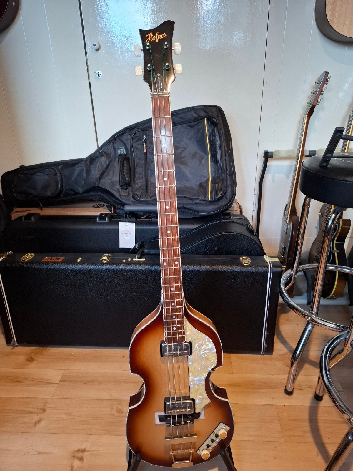 Hofner HTC 500/1 SB vioolbas (nieuw), Ophalen, Nieuw, Elektrisch