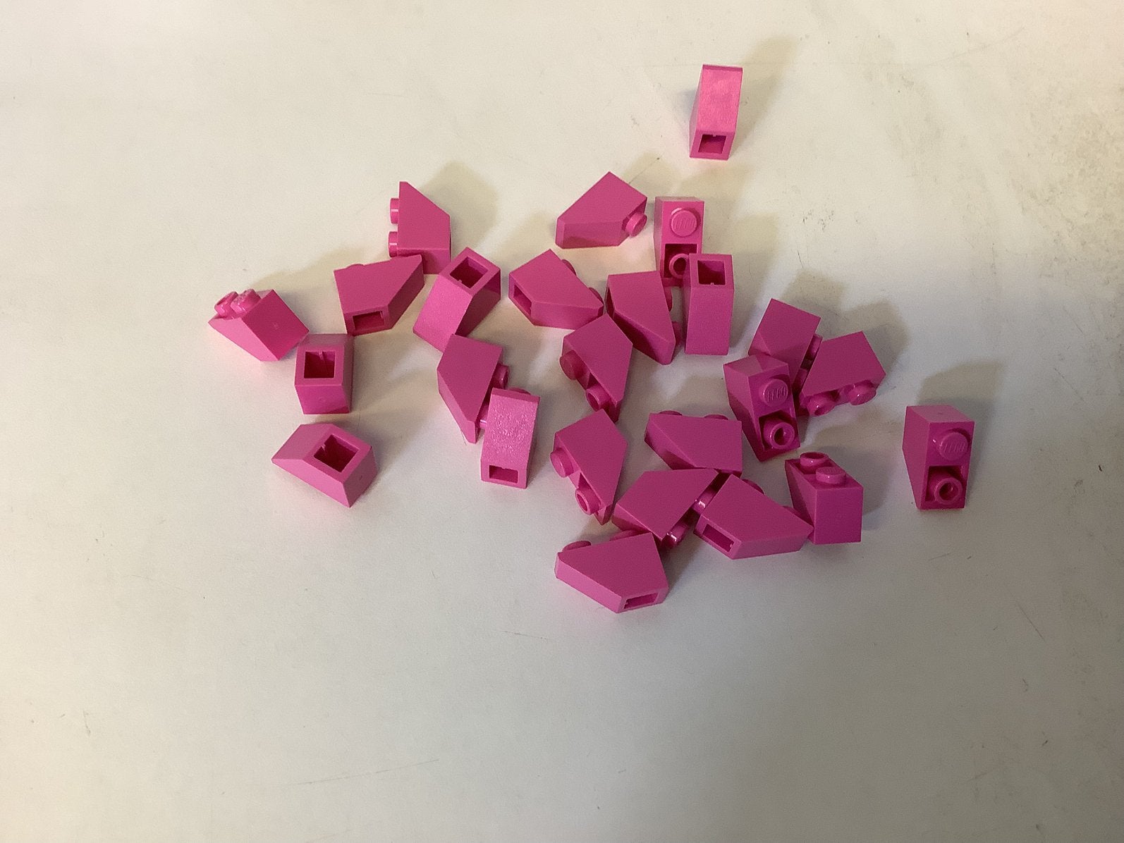Lego dakpan 45 2x1 donker roze, Ophalen of Verzenden, Gebruikt, Losse stenen, Lego