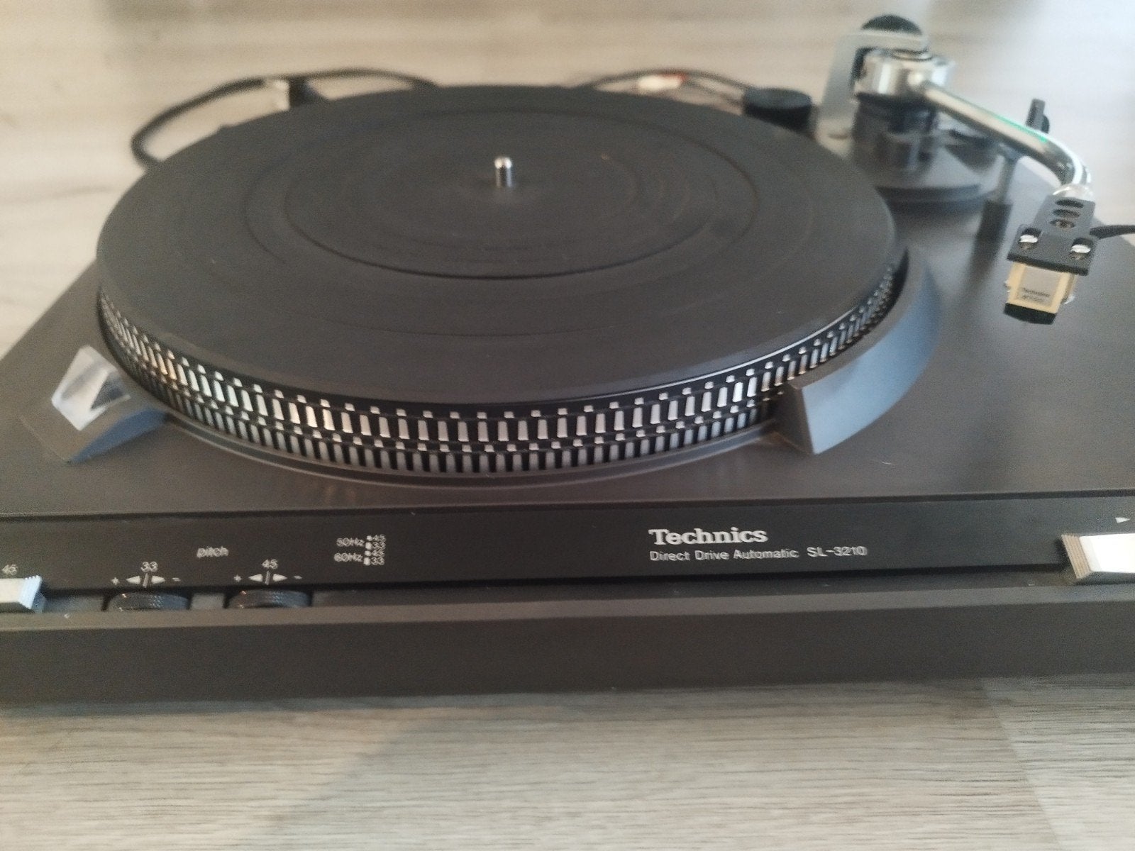 Technics SL-3210 Direct Drive Automatische Platenspeler, Ophalen, Automatisch, Zo goed als nieuw, Platenspeler