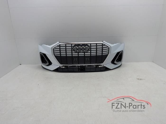 Audi Q3 83A S-Line Voorbumper Grille 4PDC LS9R (83A853651), Ophalen of Verzenden, Gebruikt, Voor, Bumper