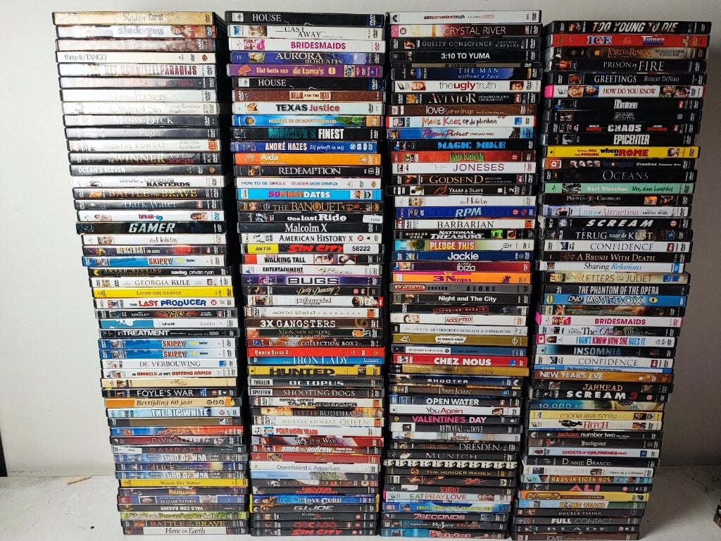 DVD's partij 200 stuks diverse DVD's actie / comedy enz., Alle leeftijden, Ophalen of Verzenden, Gebruikt
