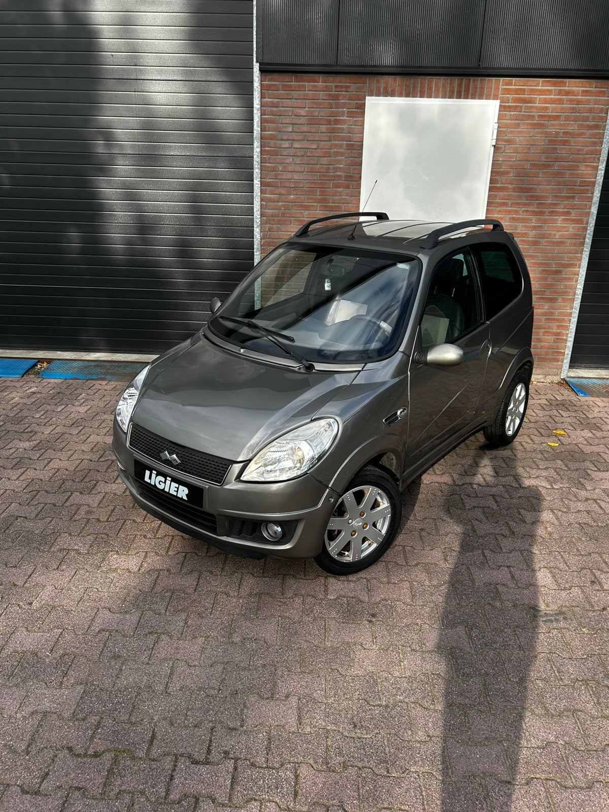 Ligier Xtoo R | Leren stoelen | Unieke staat | Hoge Instap |, Diversen, Vds, Gebruikt, Vds-minicars, Ophalen of Verzenden