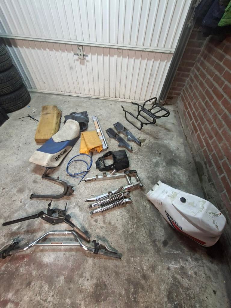 Te koop,  Honda mb mt onderdelen!, Ophalen, Gebruikt, Overige typen, Overige merken