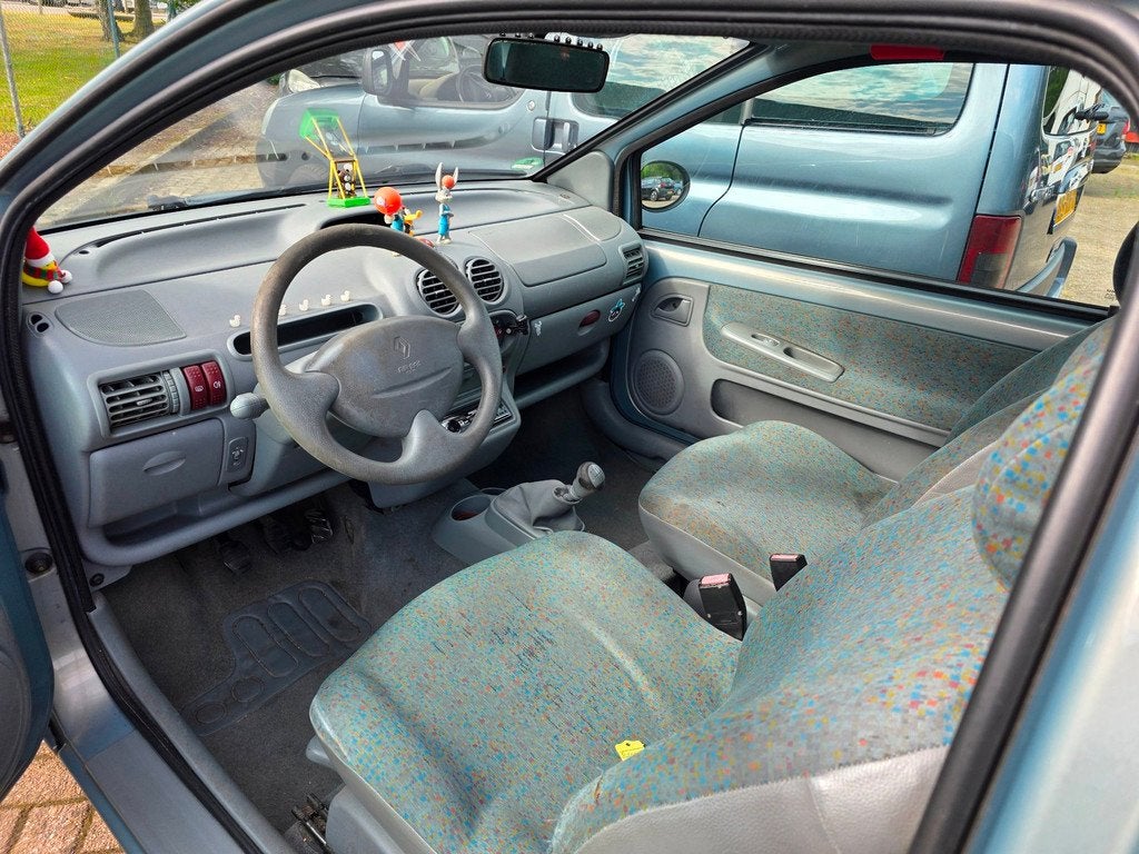 Renault Twingo 1.2 Privilège PANORAMADAK, Voorwielaandrijving, 4 cilinders, Origineel Nederlands, Bedrijf