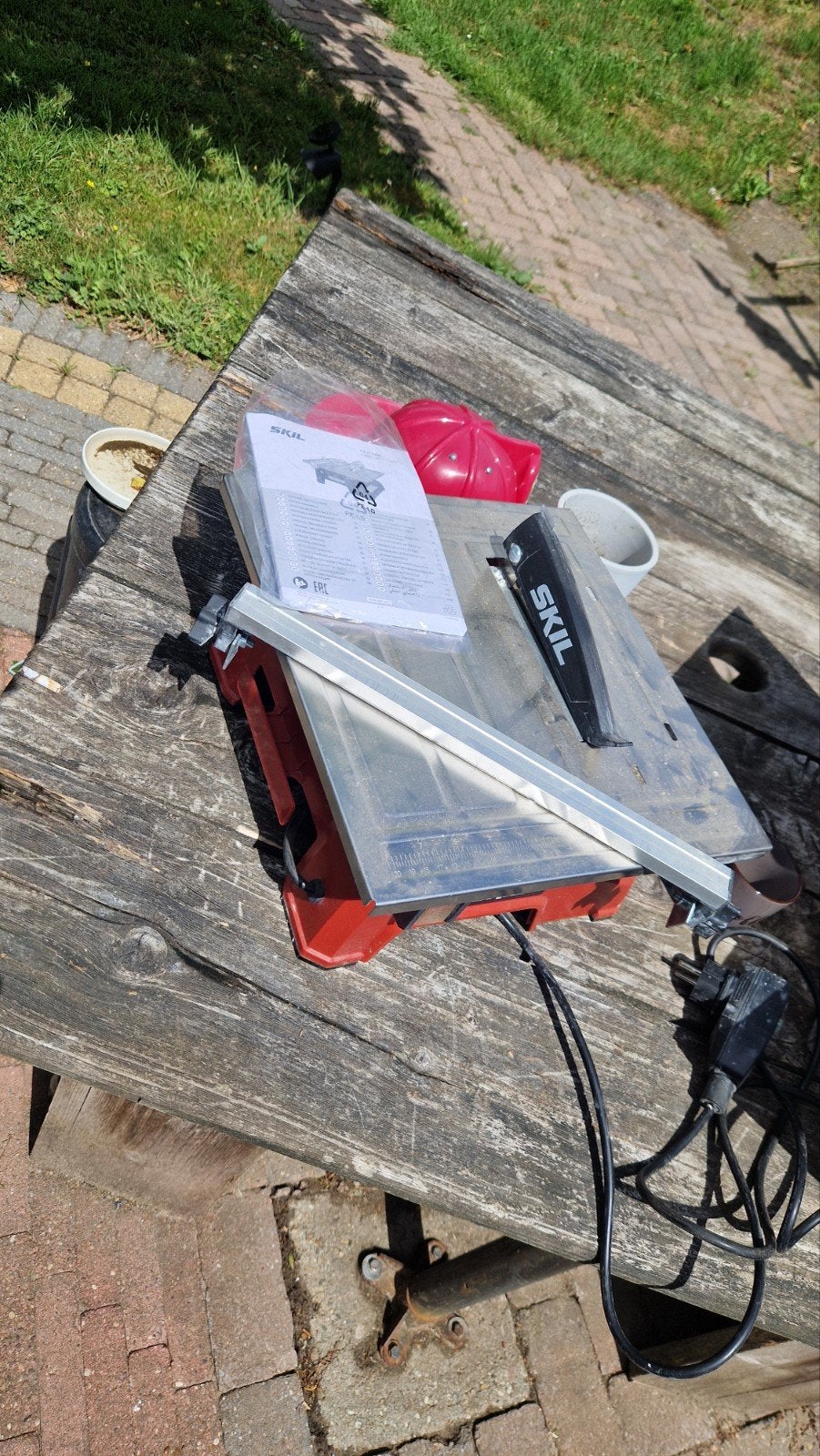 Tegelzaagmachine  Skil watergekoeld, Ophalen, Zo goed als nieuw, 600 tot 1200 watt, 30 tot 70 mm