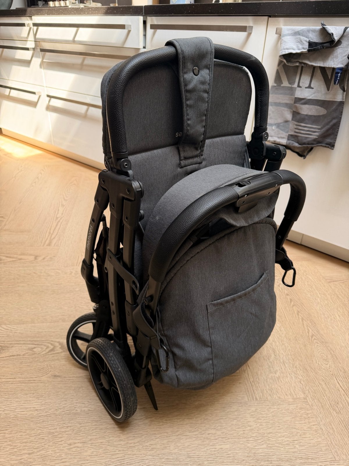 Compacte en comfortabele buggy- Zo goed als nieuw, Ophalen, Zo goed als nieuw, Overige merken, Verstelbare rugleuning