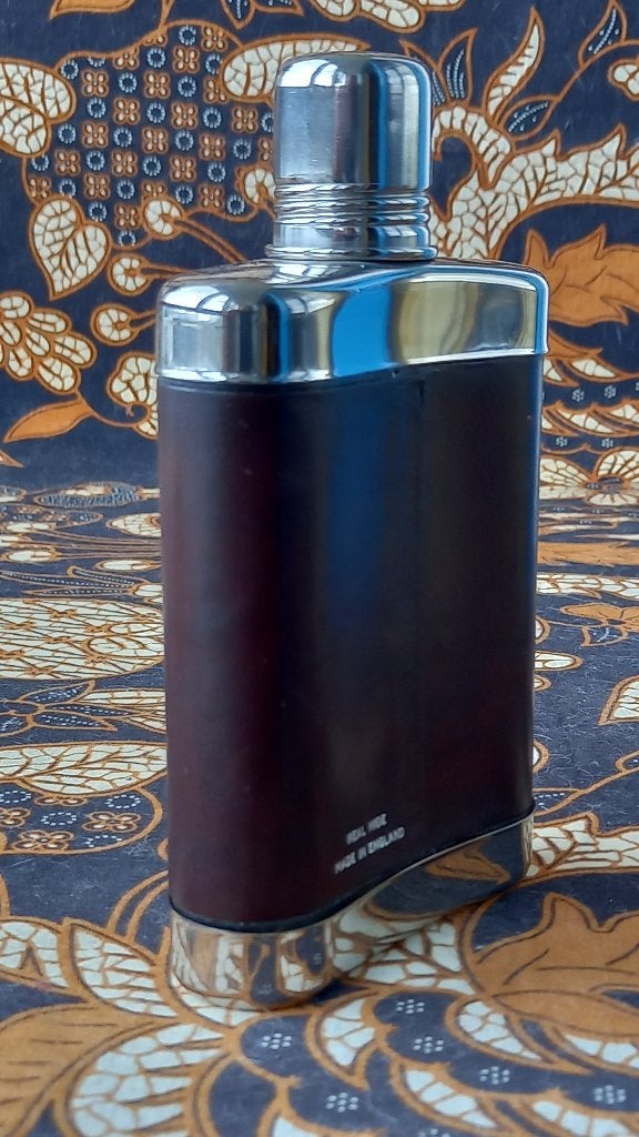 Mooie originele zakfles uit Engeland van glas en leder 15 cm, Ophalen of Verzenden