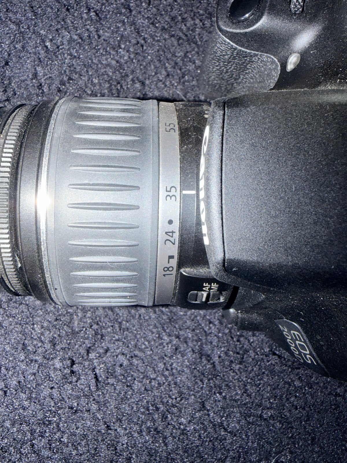 Canon EOS 2000D met Sigma zoomlens, Spiegelreflex, Canon, Zo goed als nieuw, Accu
