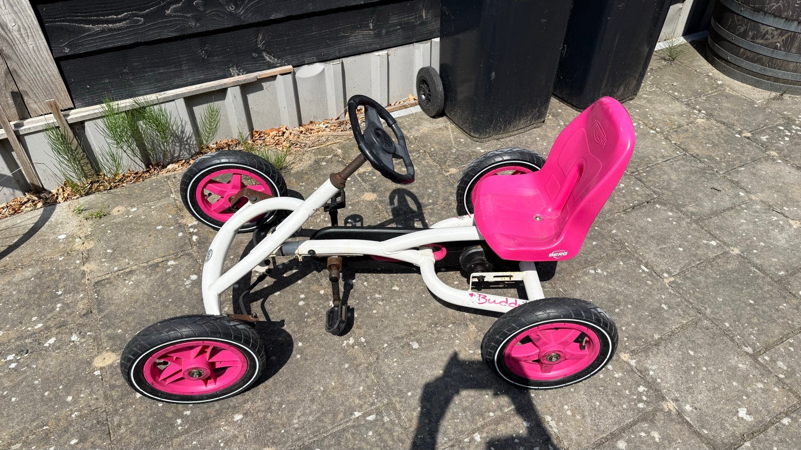 BERG Buddy skelter roze/wit - Gebruikt, Kinderen en Baby's, Ophalen, Gebruikt, Trapvoertuig