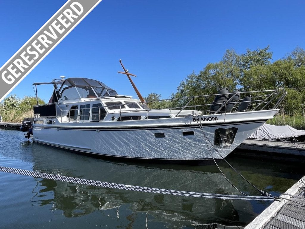 Valkkruiser 12m. 1982, Daf, boegschr. recent 2k geschilderd, Watersport en Boten, Staal, Overige merken, Gebruikt, Diesel