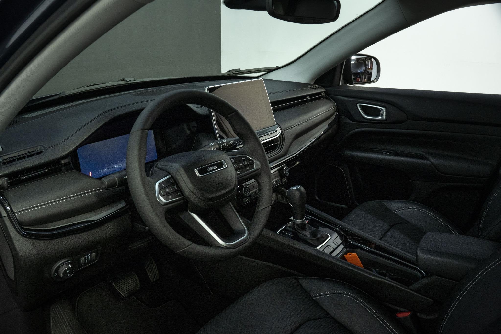 Jeep Compass 1.5T e-Hybrid Night Eagle | Geventileerde voors, Gebruikt, 4 cilinders, Blauw, Leder en Stof
