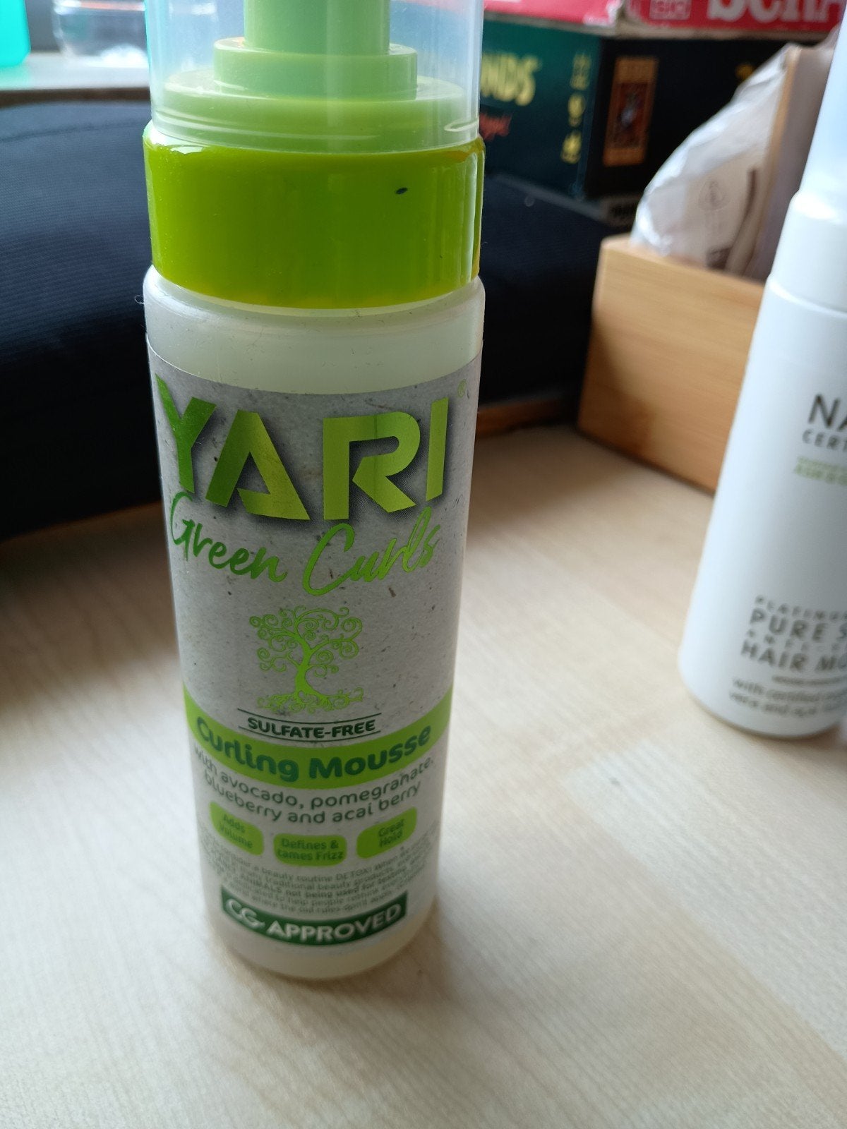 Yari hairmousse voor krullen, Ophalen, Zo goed als nieuw, Gel, Wax, Haarlak of Mousse