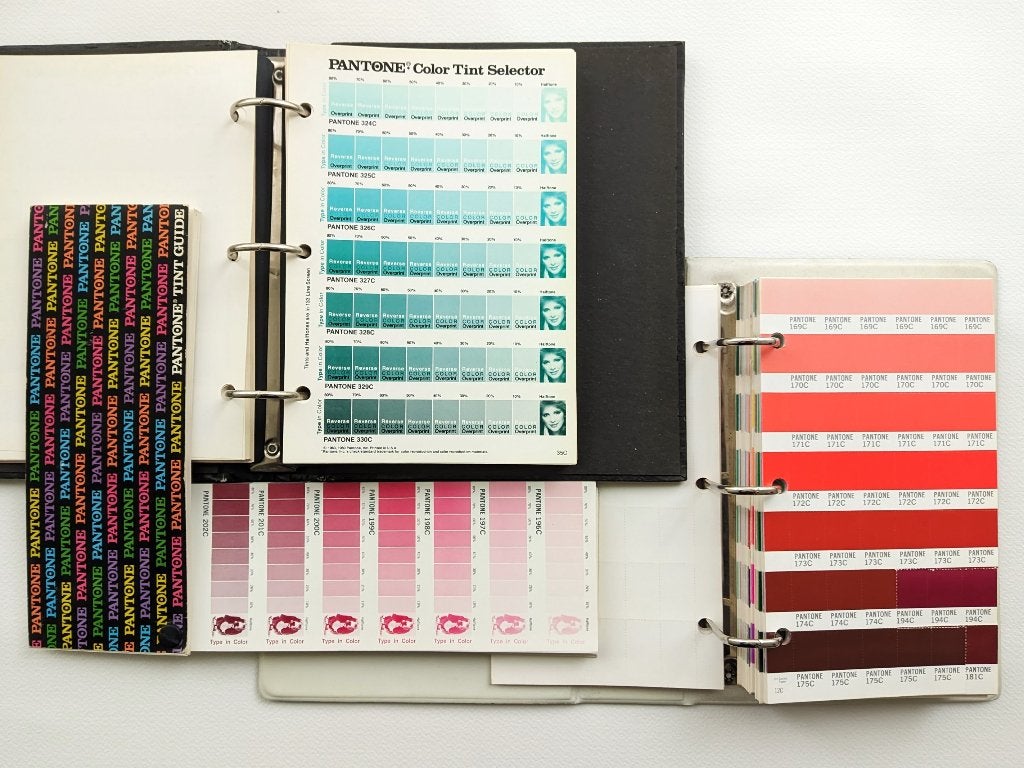 Pantone Chipsbook, Tint Selector en Tint Guide, Ophalen of Verzenden, Gebruikt, Overige thema's, Overige typen