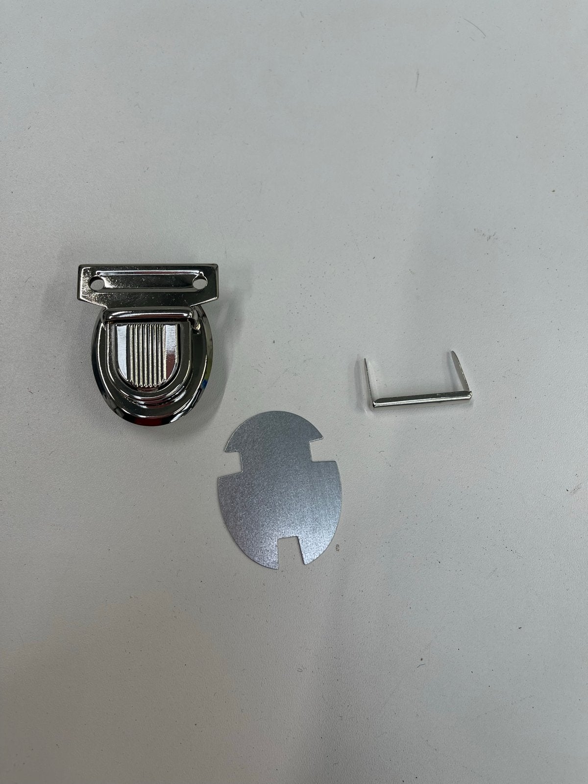 10x Zilverkleurige Kliksluitingen voor Tassen/Projecten, Zilver, Nieuw, Knutselmateriaal, Metaal