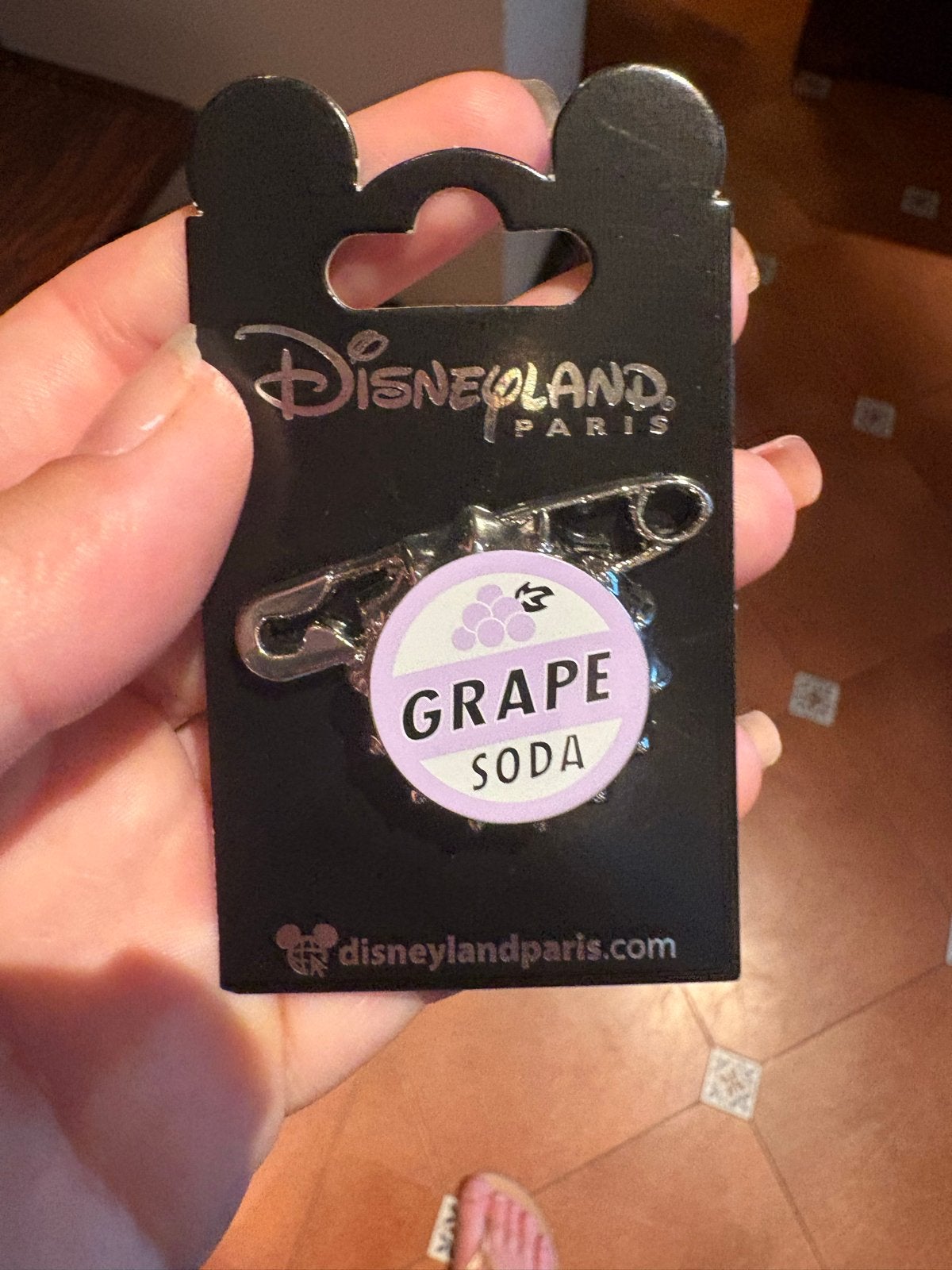 Disneyland Paris Grape Soda Pin, Ophalen of Verzenden, Nieuw