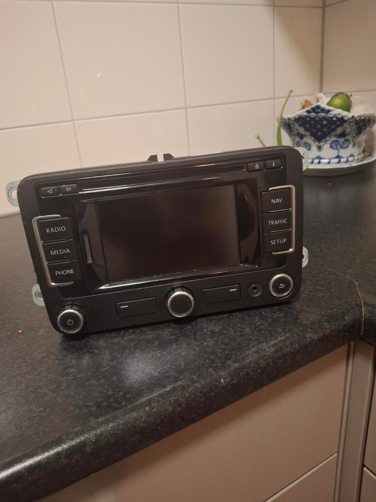 VW RNS 315 EU autoradio Met code!!, Auto diversen, Autoradio's, Ophalen of Verzenden
