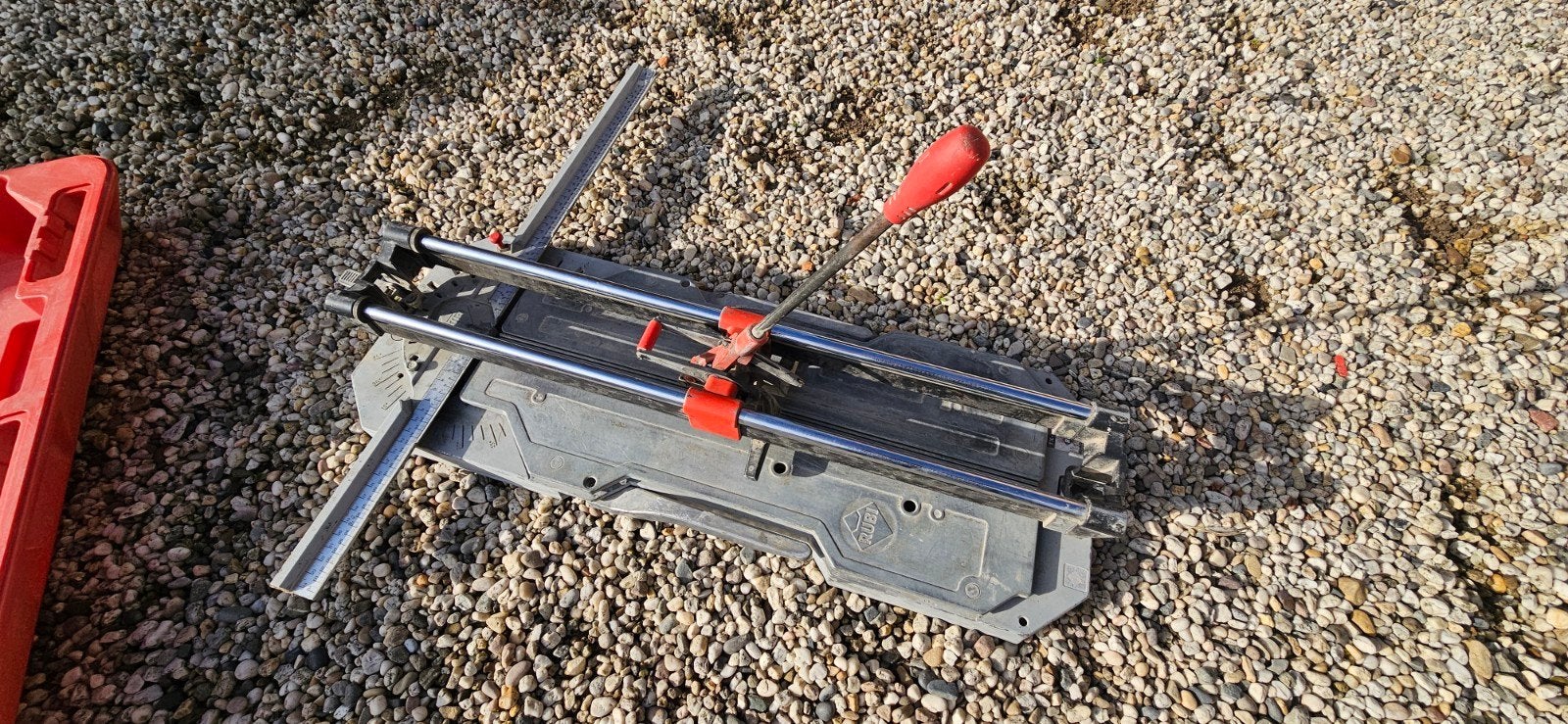 Rubi TX 700 Tegelsnijder met koffer, Doe-het-zelf en Verbouw, Ophalen of Verzenden, Gebruikt, Snijgereedschap, Rubi