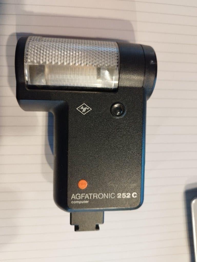 VINTAGE AGFA FLITSER - AGFATRONIC 252C FLITSER, Voor analoge fotografie, Externe flitser, Zo goed als nieuw, Agfa
