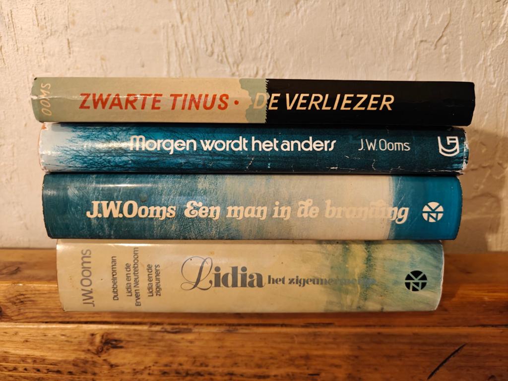 4 Boeken van J.W. Ooms., Boeken, Ophalen of Verzenden, Zo goed als nieuw