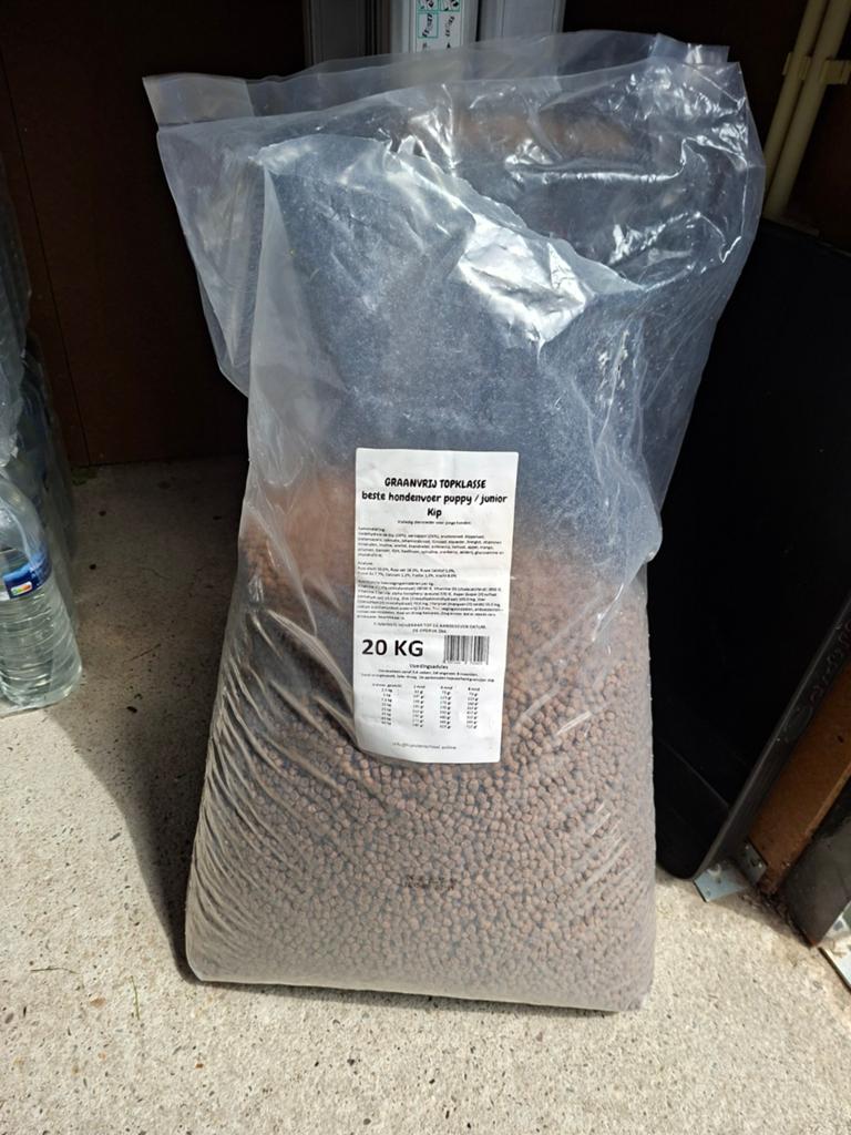 Graanvrij puppyvoer kip 18 kilo, Ophalen