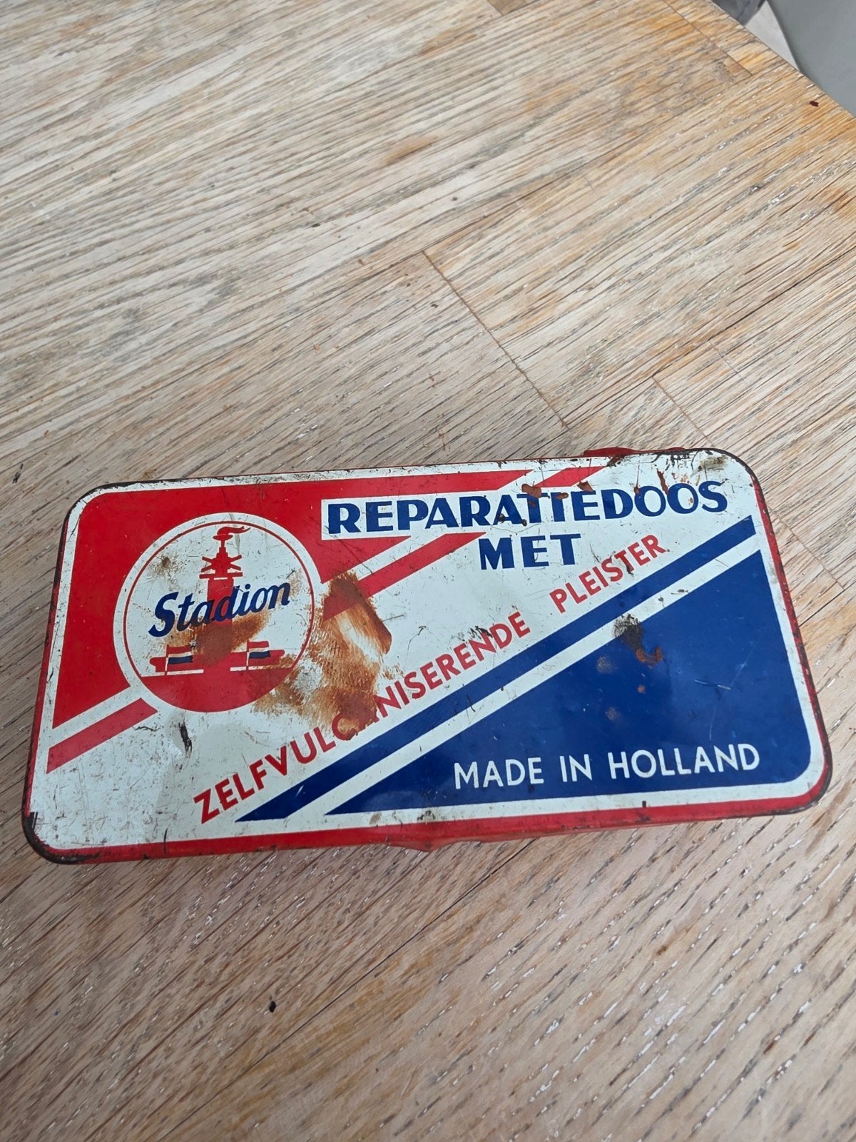 Vintage Stadion reparatiedoosje - Leeg  Made in Holland, Verzamelen, Blikken, Ophalen of Verzenden