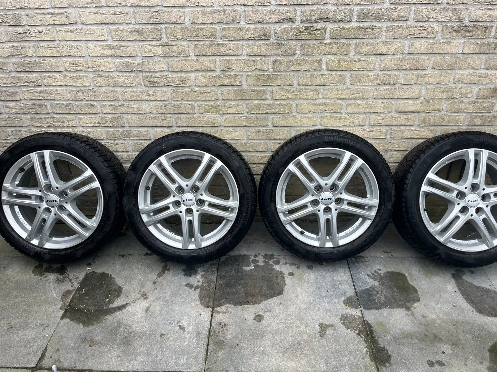 Set velgen 16 inch met winterbanden, Auto-onderdelen, Banden en Velgen, Ophalen, 16 inch, Banden en Velgen, Winterbanden